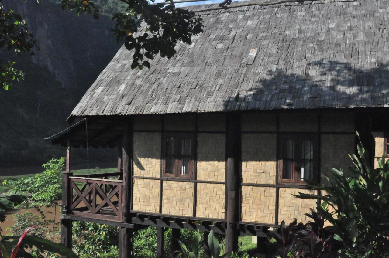 Nong Kiau Riverside Hotel Nong Khiaw Exterior photo